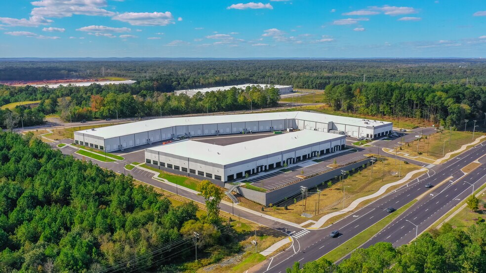 11724 Green Level Church Rd, Cary, NC à louer - Photo de l’immeuble – Image 3 sur 8