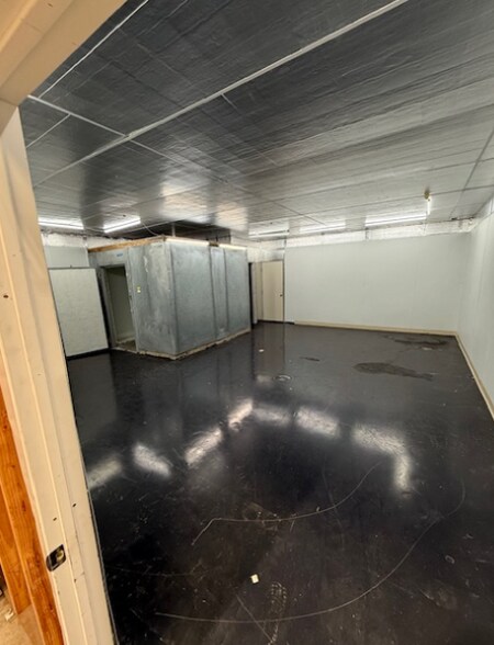 627 Walker St, Watsonville, CA à louer - Photo de l’immeuble – Image 2 sur 5