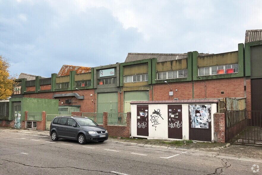 Industriel/Logistique dans Alcorcón, Madrid à louer - Photo principale – Image 1 sur 2