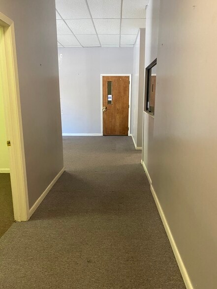 1102 Smith Ave, Thomasville, GA à louer - Photo intérieure – Image 2 sur 9