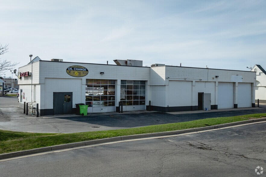 6630-6634 Centers Dr, Holland, OH à louer - Photo principale – Image 2 sur 6