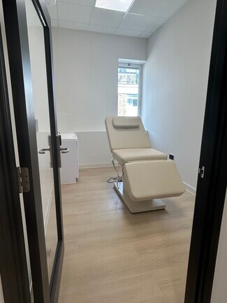 Plus de détails pour 209 Old Marylebone Rd, Londres - Local commercial à louer