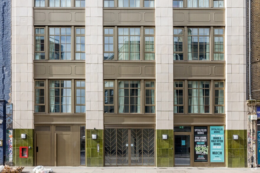 11 Toynbee St, Londres à louer - Photo de l’immeuble – Image 2 sur 5