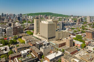 855-865 Rue Sainte-Catherine E, Montréal, QC - Vue aérienne vue de carte