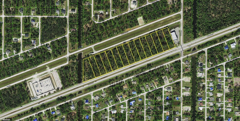 20495-20657 Kenilworth Blvd, Port Charlotte, FL à vendre - Photo de l’immeuble – Image 2 sur 3