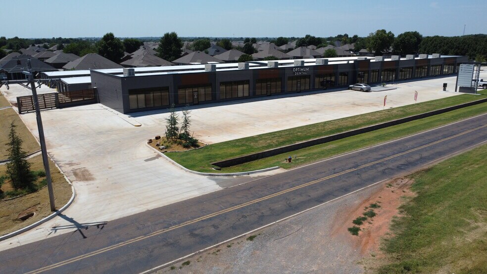 550 NE 24th St, Newcastle, OK à louer - Photo de l’immeuble – Image 3 sur 16