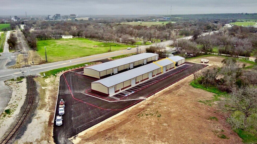 3556 FM 78, Mcqueeney, TX à louer - Photo de l’immeuble – Image 1 sur 12