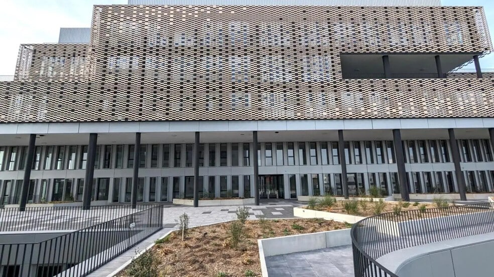 Bureau dans Labège à louer - Photo de l’immeuble – Image 3 sur 21