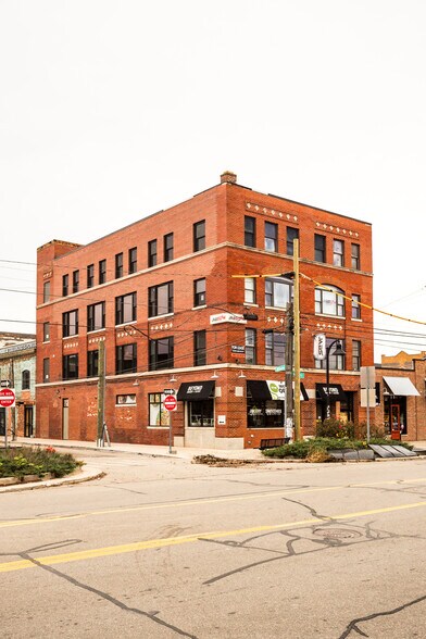 2501 Russell St, Detroit, MI à louer - Photo de l’immeuble – Image 3 sur 10