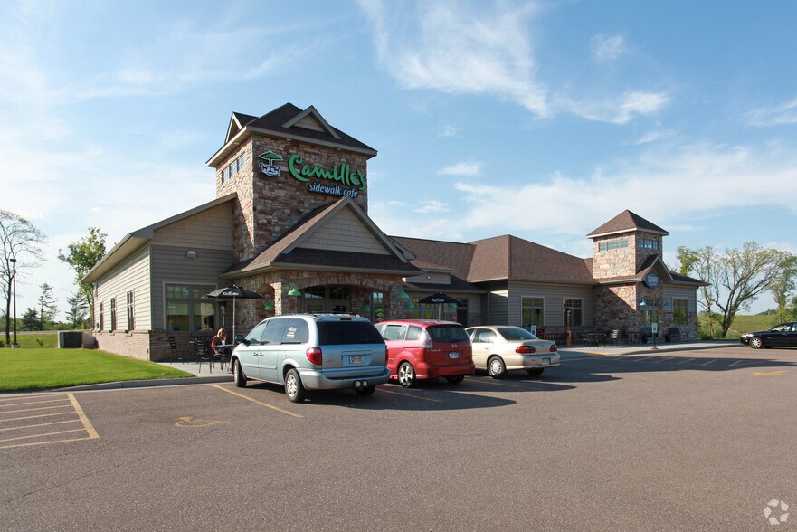 1120 122nd St, Chippewa Falls, WI à louer - Photo principale – Image 1 sur 12