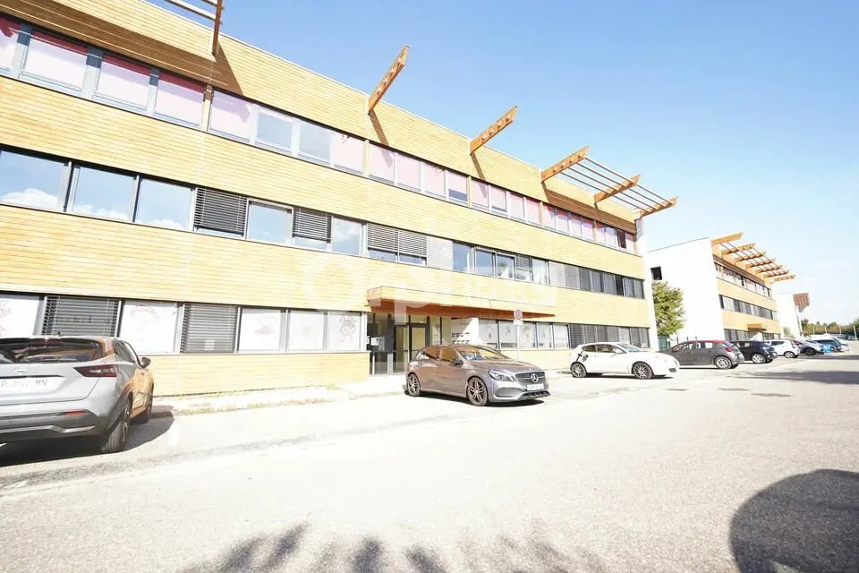 Bureau dans Saint-Priest à louer Photo de l’immeuble– Image 1 sur 11