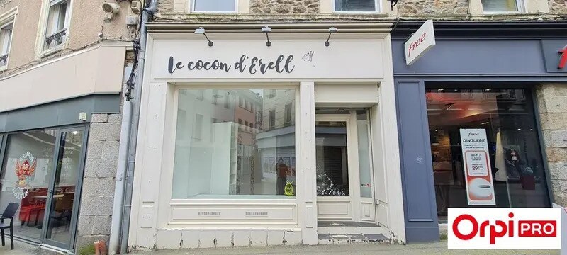 Local commercial dans Saint-Brieuc à louer Photo de l’immeuble– Image 1 sur 8