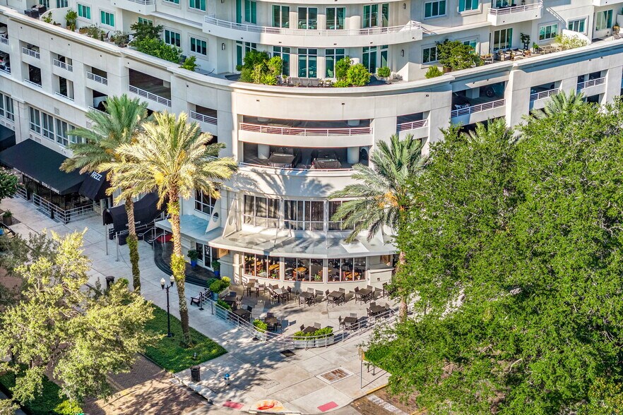 100 S Eola Dr, Orlando, FL à vendre - Photo de l’immeuble – Image 2 sur 5
