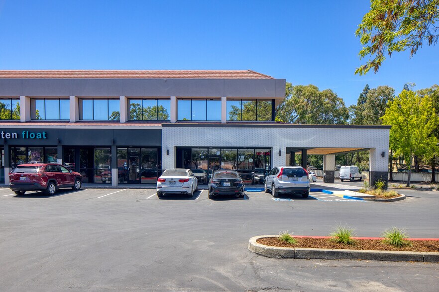 2551 San Ramon Valley Blvd, San Ramon, CA à louer - Photo de l’immeuble – Image 2 sur 4