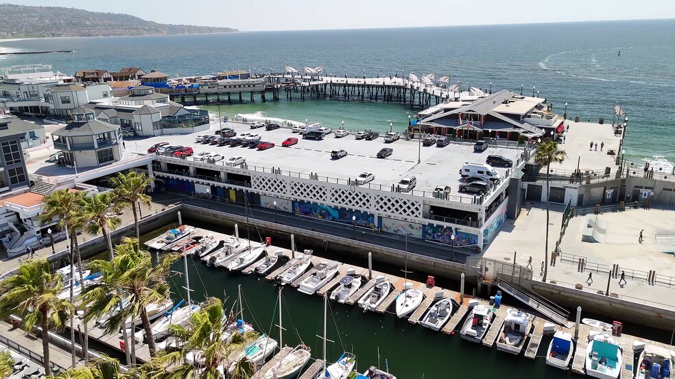 123 International Boardwalk, Redondo Beach, CA à louer - Photo de l’immeuble – Image 1 sur 12