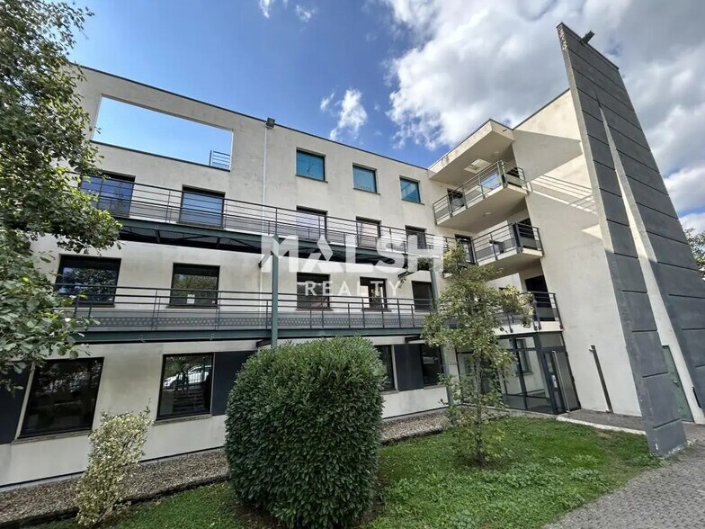 Bureau dans Brignais à louer - Photo de l’immeuble – Image 1 sur 6
