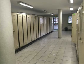 Bureau dans Jassans-Riottier à louer Photo intérieure– Image 2 sur 3