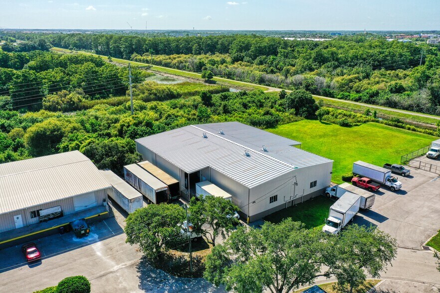 4011 Sivan Rd, Fort Myers, FL à louer - Photo de l’immeuble – Image 3 sur 3