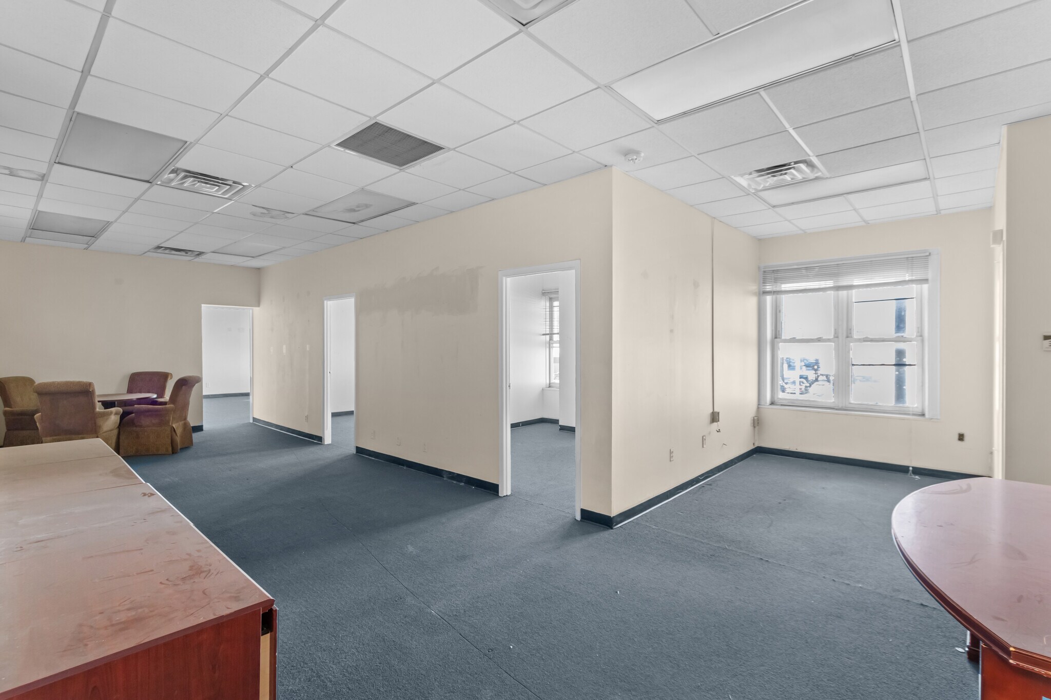 451-457 Sunrise Hwy, Lynbrook, NY à louer Photo intérieure– Image 1 sur 8