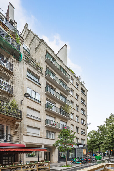 Rue Delambre, Paris à louer - Photo de l’immeuble – Image 3 sur 4