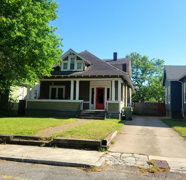 JDP Portfolio portefeuille de 1 biens à vendre sur LoopNet.fr - Photo de l’immeuble – Image 1 sur 4