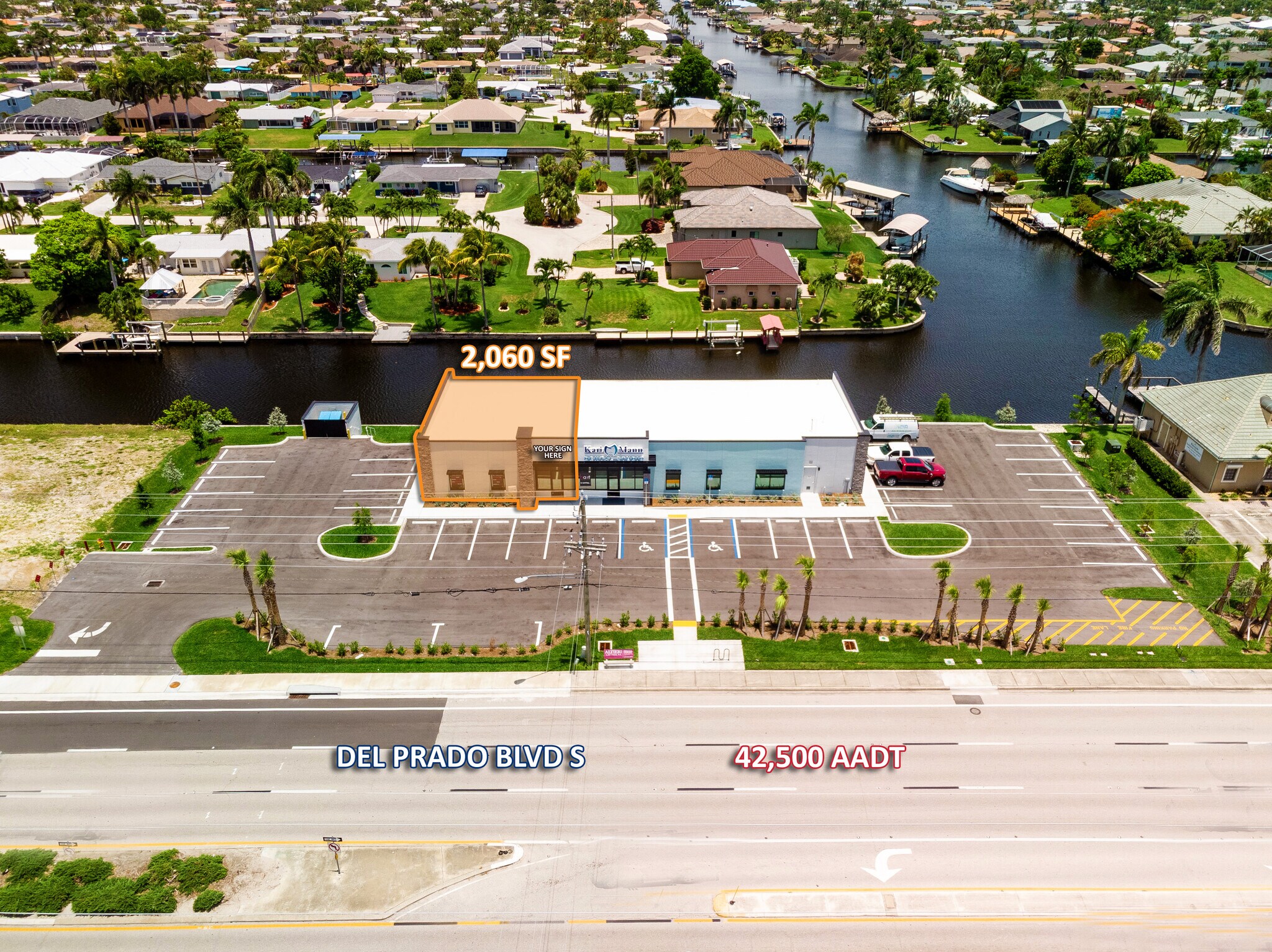 3201 Del Prado S blvd, Cape Coral, FL à louer Photo de l’immeuble– Image 1 sur 12