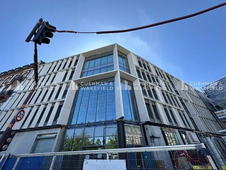Bureau dans Strasbourg à louer - Photo de l’immeuble – Image 2 sur 12