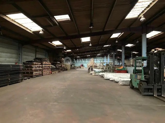 Local d'activités dans Romorantin-Lanthenay à vendre - Photo intérieure – Image 1 sur 5