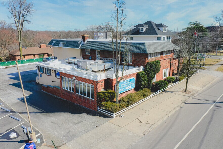 262 Main St, Madison, NJ à louer - Photo de l’immeuble – Image 3 sur 7