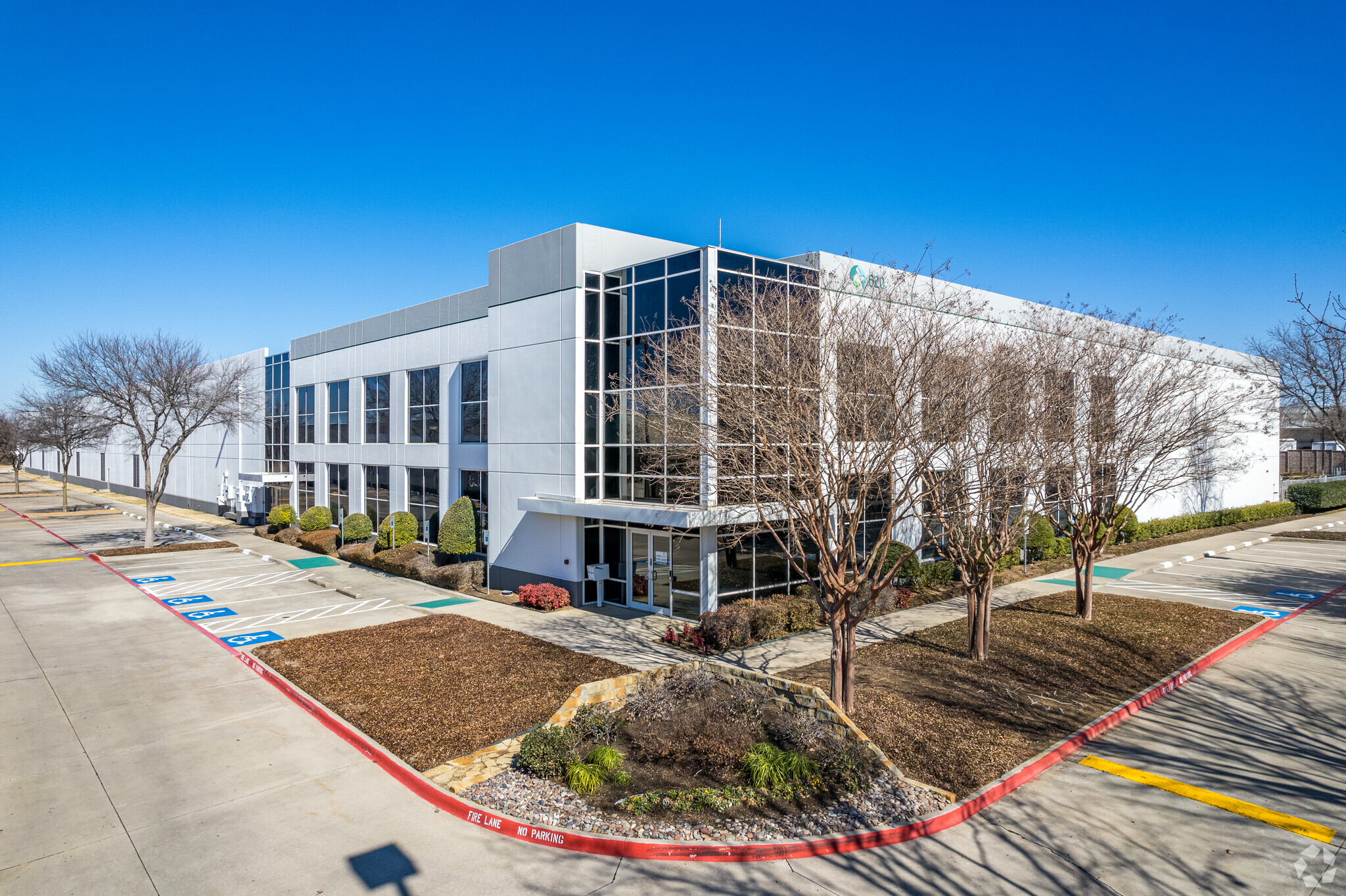 620 Westport Pky, Grapevine, TX à louer Photo de l’immeuble– Image 1 sur 6