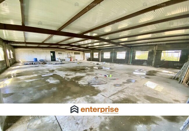 Plus de détails pour Bureau à louer