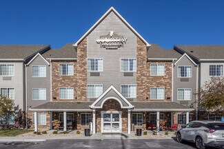 Plus de détails pour 2210 Abbott Dr, Carter Lake, IA - Hôtellerie à vendre