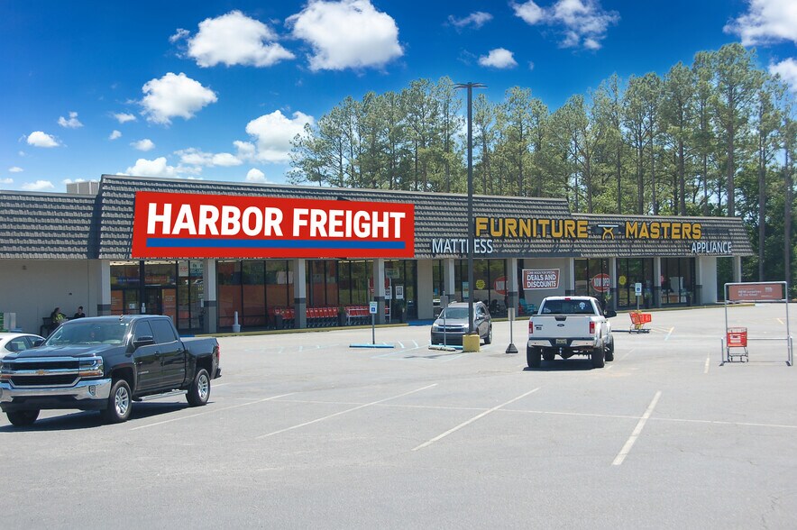 1301-1395 W Fort William St, Sylacauga, AL à vendre - Photo de l’immeuble – Image 2 sur 8