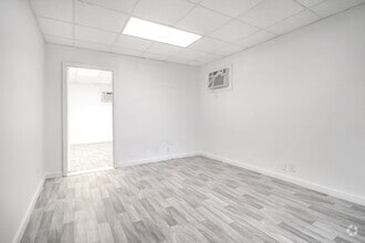 14309 Toepperwein Rd, San Antonio, TX à louer Photo de l’immeuble– Image 2 sur 4