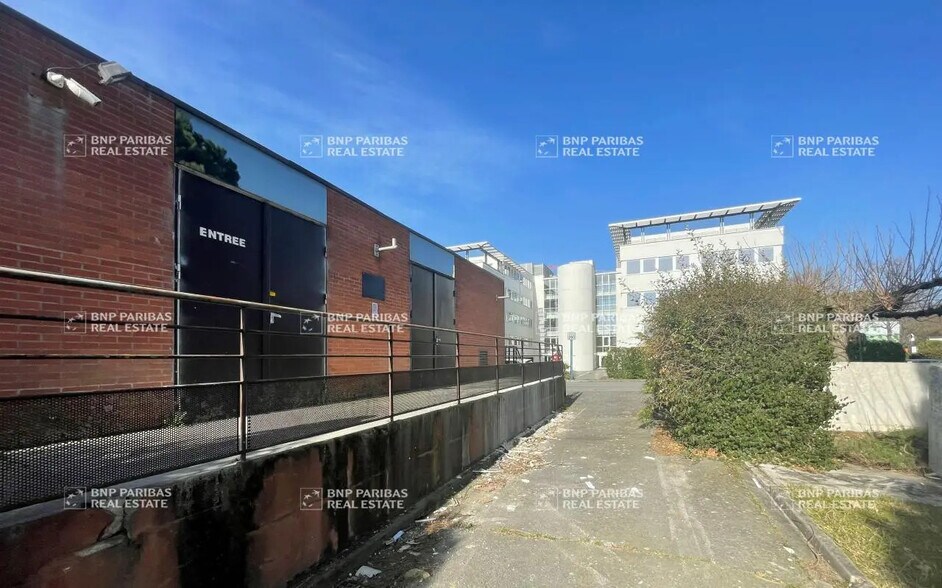 Bureau dans Labège à louer - Photo de l’immeuble – Image 1 sur 16