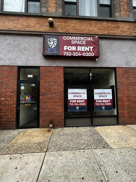 173-175 Smith St, Perth Amboy, NJ à louer - Photo de l’immeuble – Image 2 sur 12