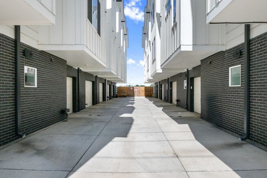 5151 W 10th Ave, Denver, CO à vendre - Photo de l’immeuble – Image 3 sur 39