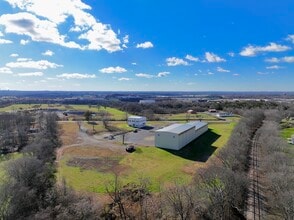 1050 Cairo Rd, Gallatin, TN à vendre Photo intérieure– Image 2 sur 16