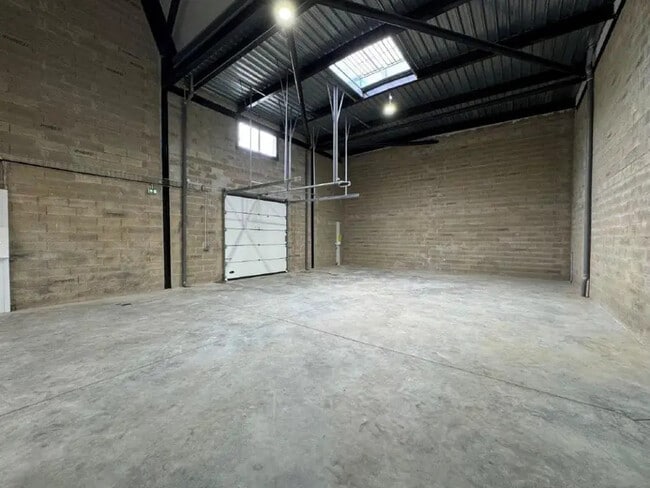Plus de détails pour Industriel/Logistique à vendre