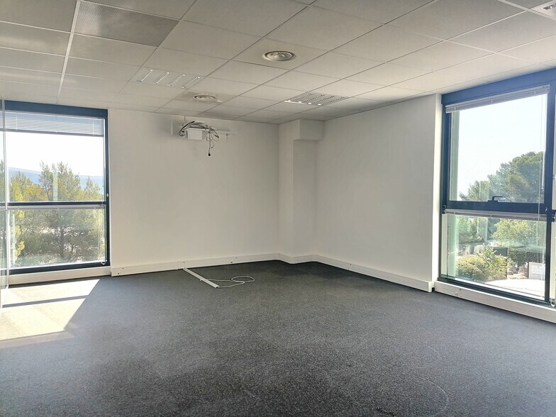 375 Avenue Du Mistral, La Ciotat à vendre - Photo intérieure – Image 3 sur 10