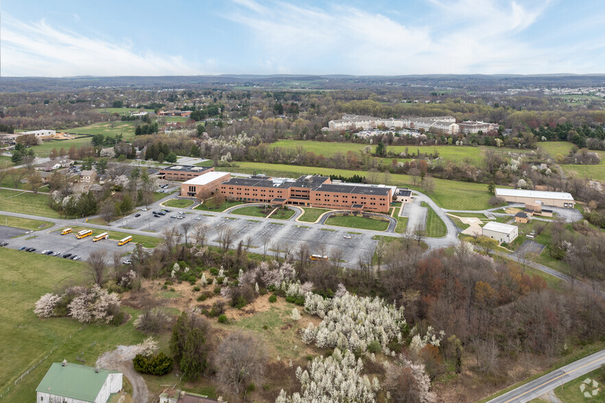 201 Reeceville Rd, Coatesville, PA à louer - Photo de l’immeuble – Image 1 sur 29