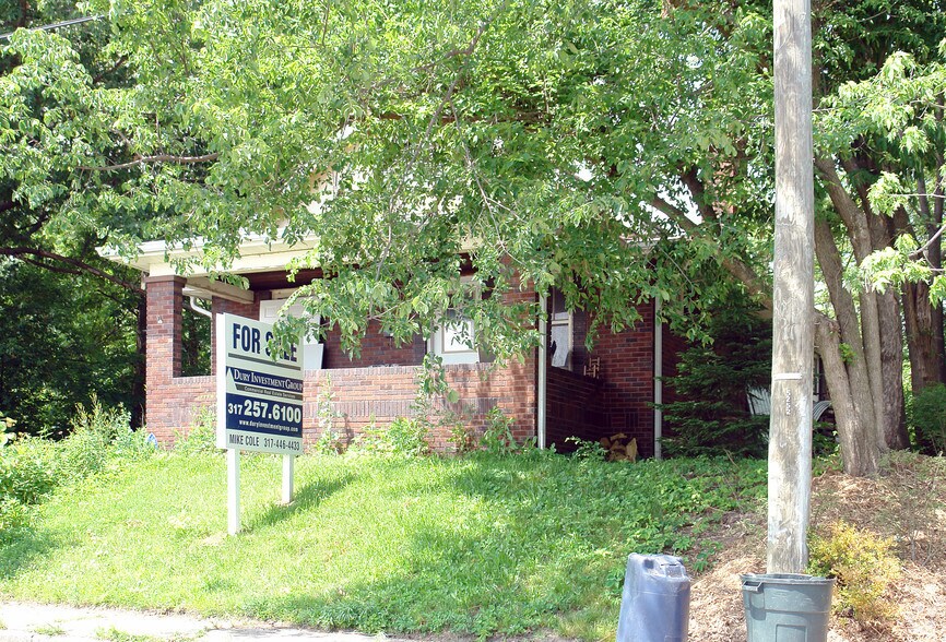 5260 Winthrop Ave, Indianapolis, IN à vendre - Photo de l’immeuble – Image 1 sur 2