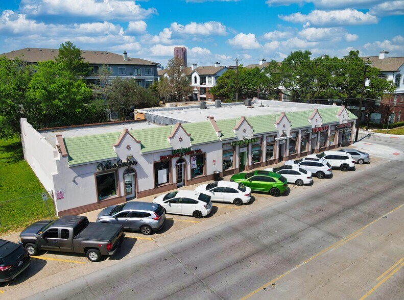 2817-2827 Live Oak St, Dallas, TX à vendre - Photo de l’immeuble – Image 3 sur 6