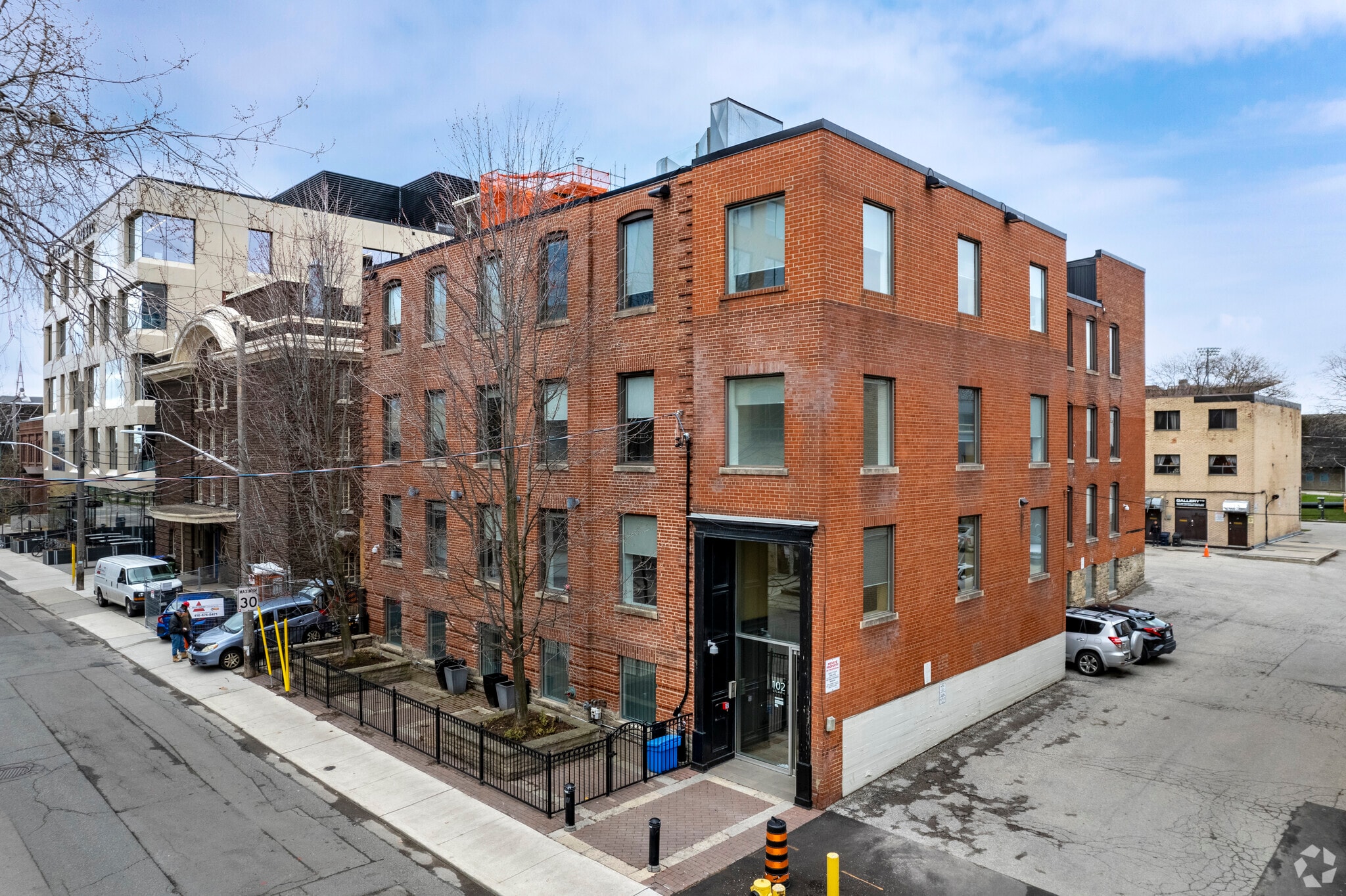 102 Atlantic Ave, Toronto, ON à louer Photo de l’immeuble– Image 1 sur 4