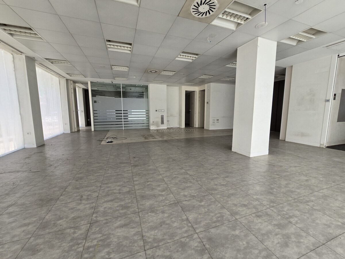 Logroño, LAR 26006 - Lot 1 - - Photo intérieure - Image 2 of 6
