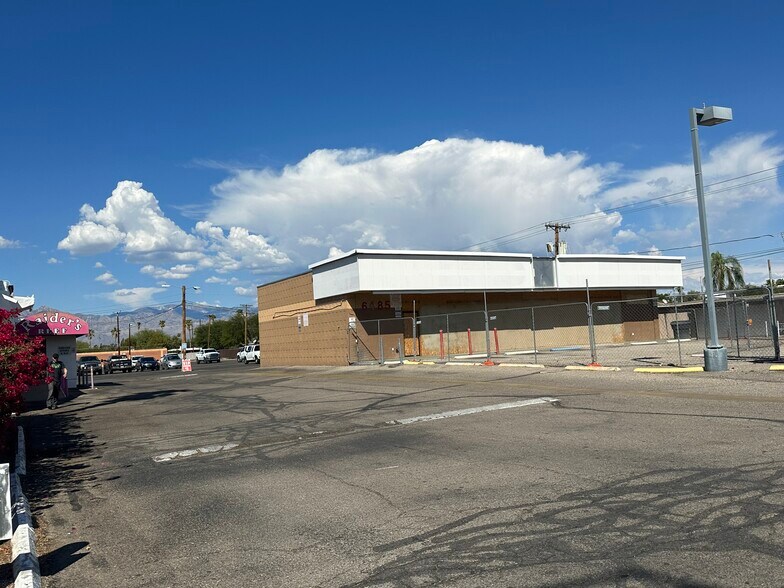 6485 E Golf Links Rd, Tucson, AZ à louer - Photo de l’immeuble – Image 2 sur 4