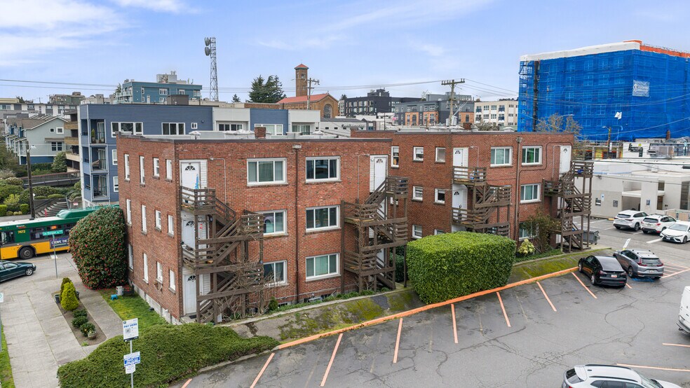 4319 SW Oregon St, Seattle, WA à vendre - Photo de l’immeuble – Image 2 sur 46