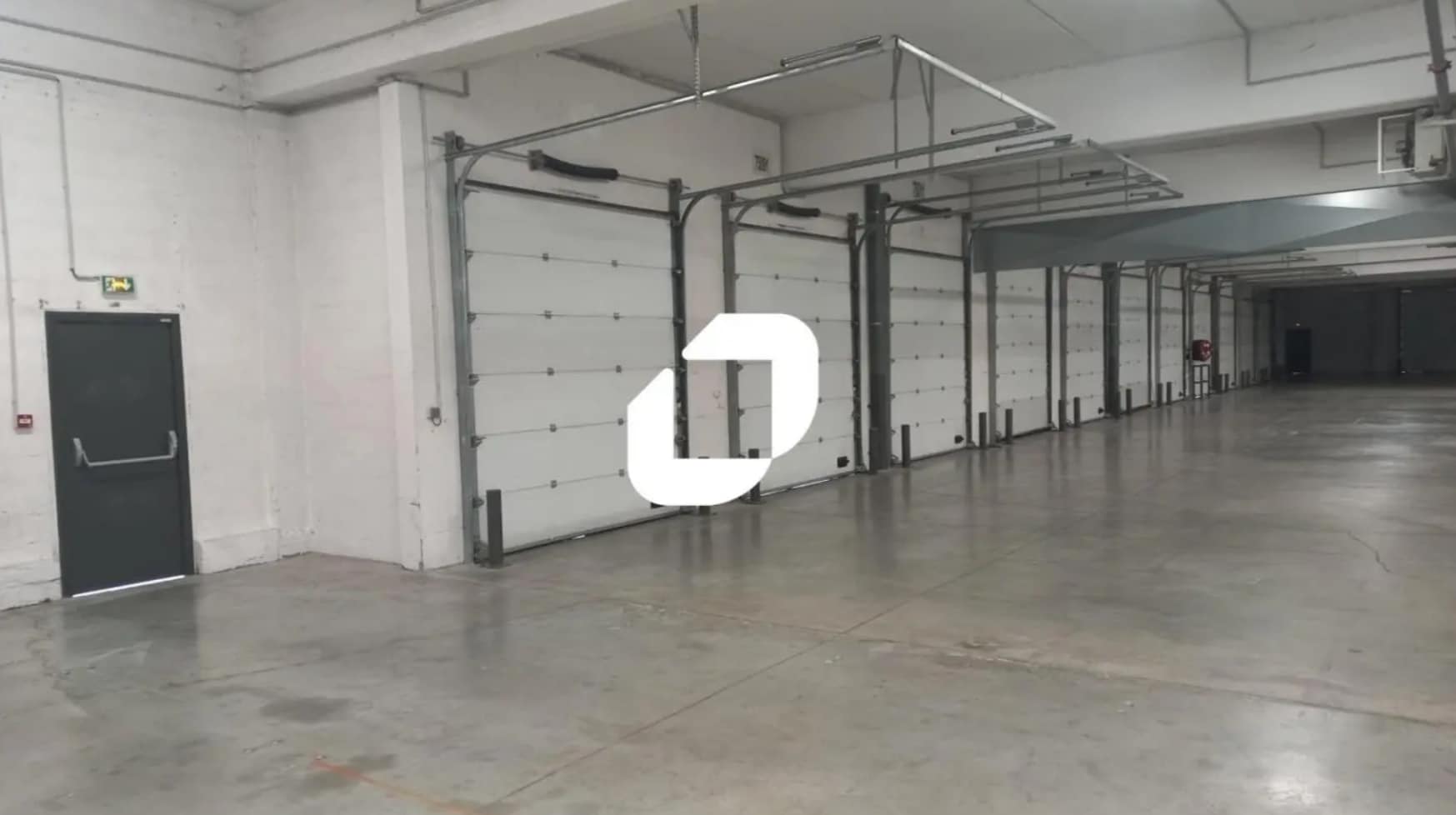 Industriel/Logistique dans Saint-Denis à louer Photo intérieure– Image 1 sur 4