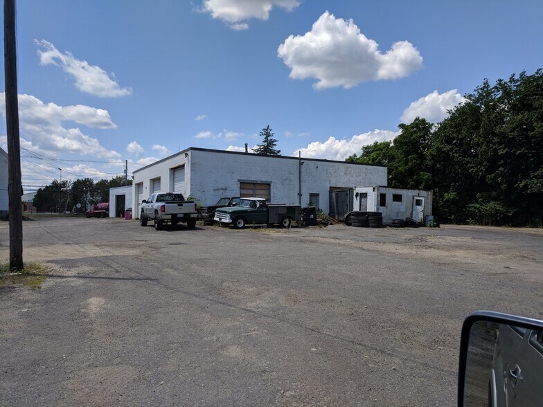 85 Hayden Rowe St, Hopkinton, MA à vendre - Photo de l’immeuble – Image 3 sur 11