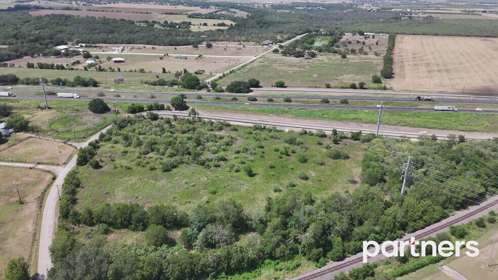 Interstate 10, Seguin, TX à vendre - Vidéo sur l’annonce professionnelle – Image 2 sur 3